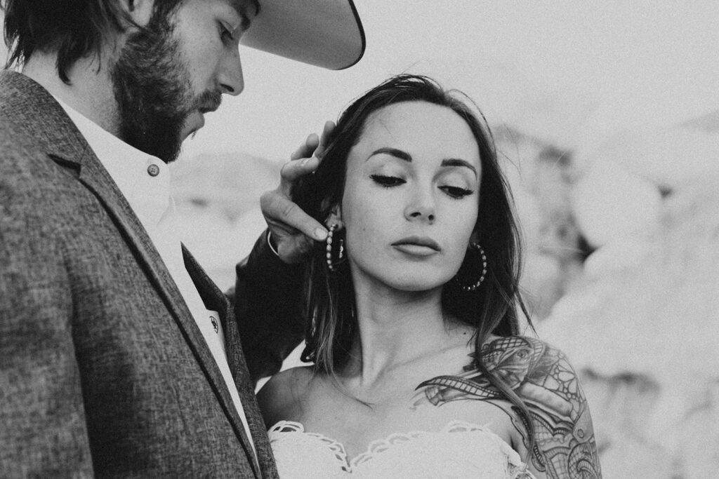 b&w photo of the newly eloped couple
