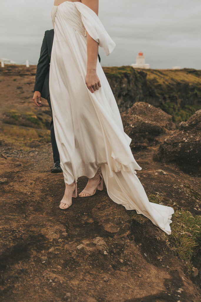 couple having an adventure wedding on a beach in iceland