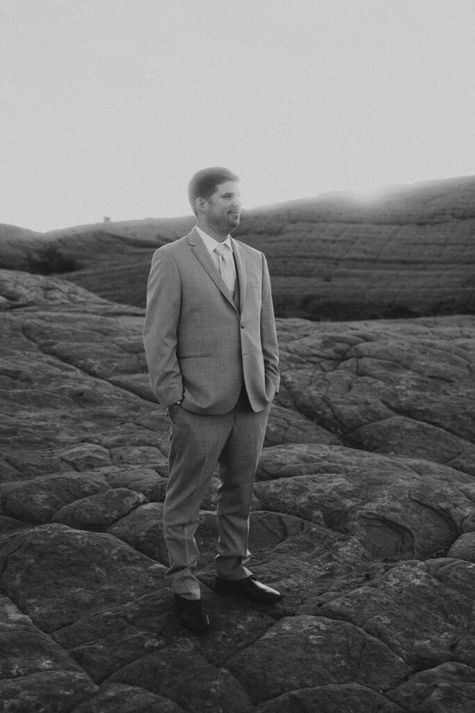 groom posing