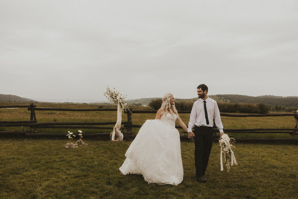 Why You Should Consider Diamond Cross Ranch for Your Western Wedding