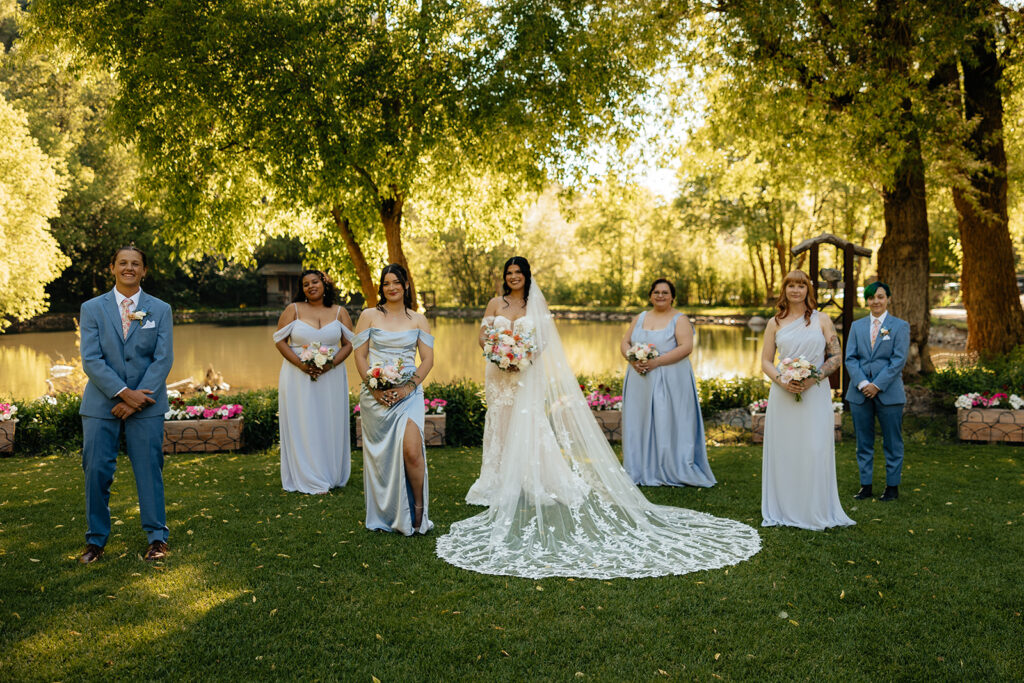 cute picture of the bride and her bridesmaids