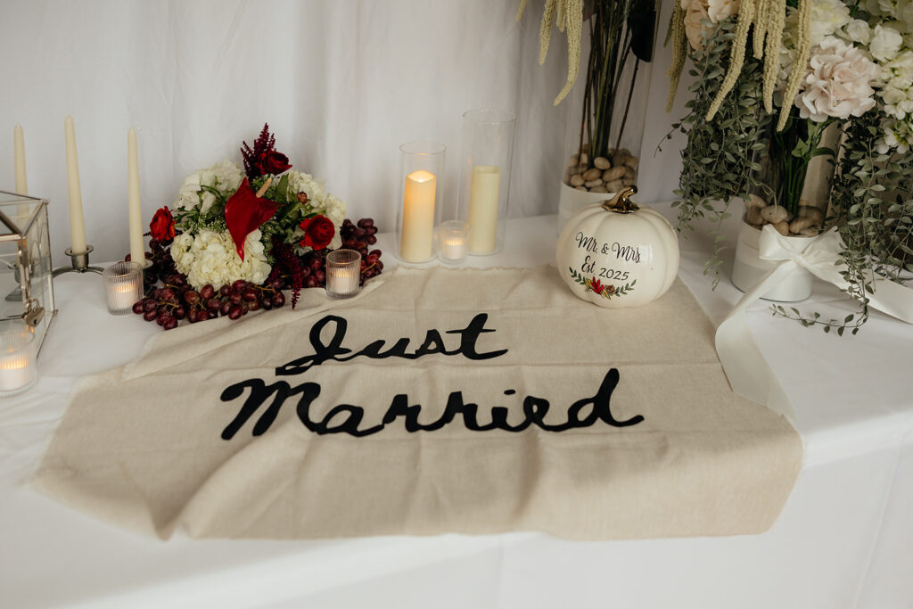 elegant and timeless wedding reception decor