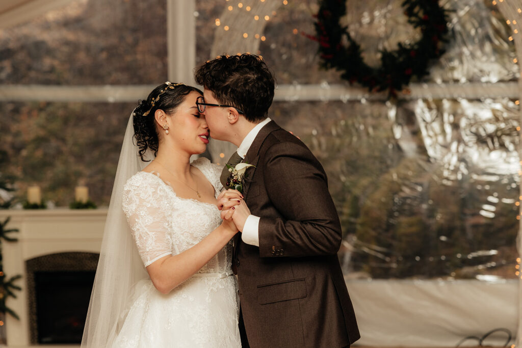 Beautiful, first dance at the wedding reception
