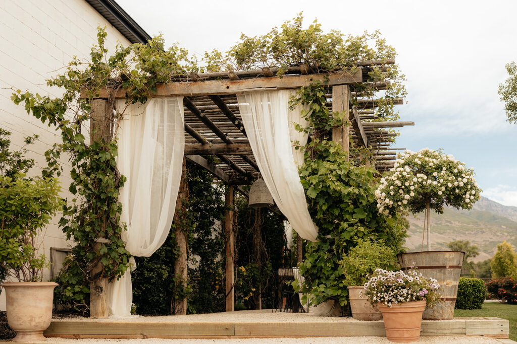 Elegant European Inspiration for a Wedding at The Wild Oak